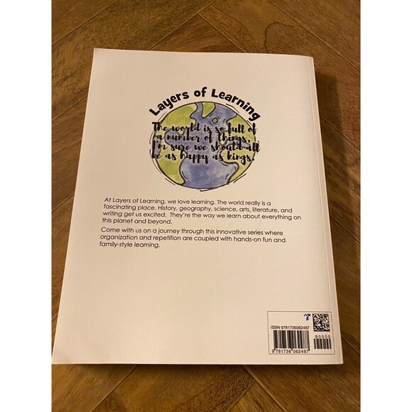 Earth & Space: A Family-Style Science Program (Layers of‎ Learning Science) 2023 - Picture 2 of 8